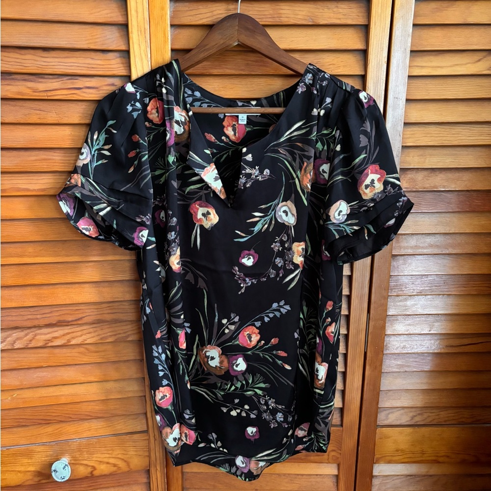 DR2 Floral Blouse